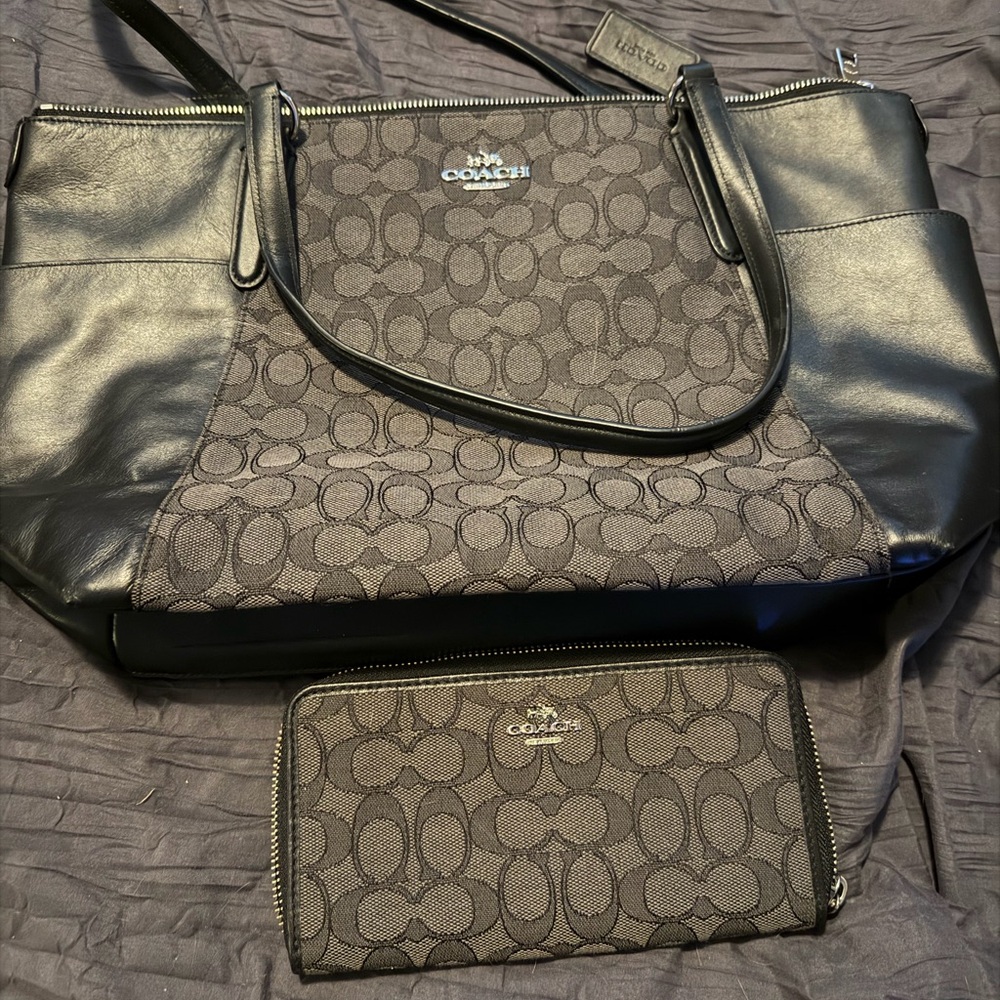 Black Coach Purse and Wallet